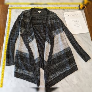 5/$25 Gray and black Sonoma cardigan